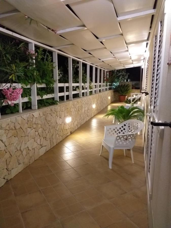 A Casa Di Vera Punta Secca Exterior photo