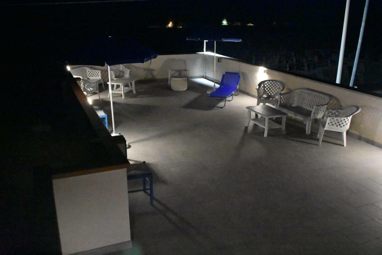 A Casa Di Vera Punta Secca Exterior photo